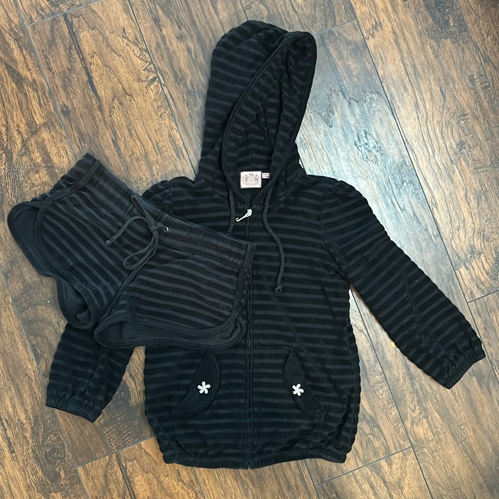 ✨SOLD✨Juicy Couture terry set